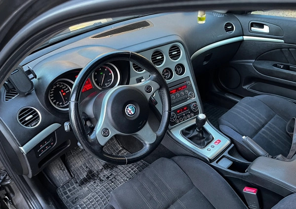 Alfa Romeo 159 cena 13400 przebieg: 350000, rok produkcji 2010 z Kraków małe 121